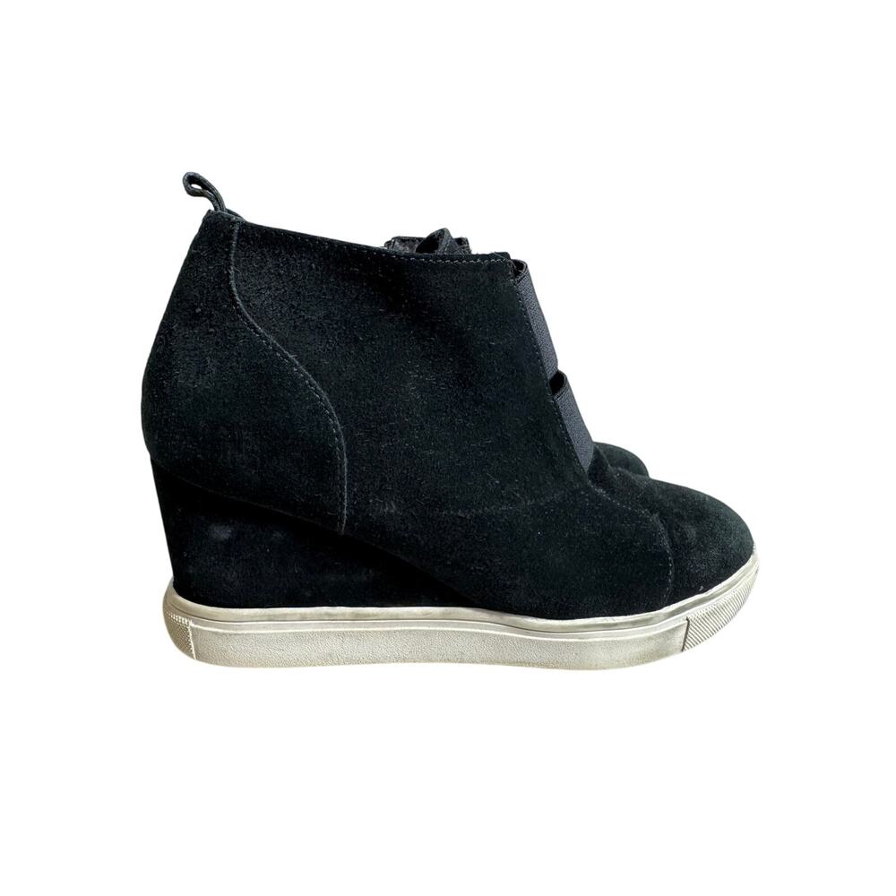 Blondo Glenda waterproof black suede wedge bootie sneaker ankle zippers sz 7.5